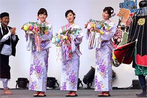 計良 麻里加 (けいら まりか)、柳原 莉子 (やなぎはら りこ)、猪股 真衣 (いのまた まい)