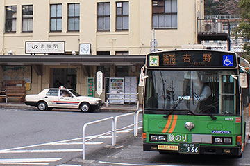 参考:青梅駅